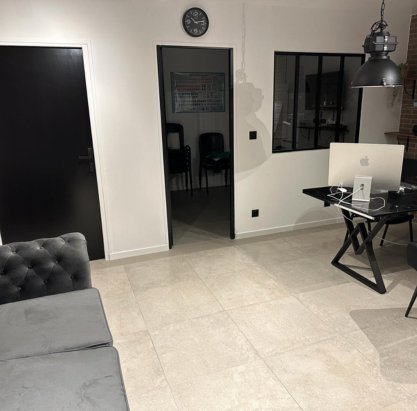 Image de l'entrée de l'auto école la fontaine